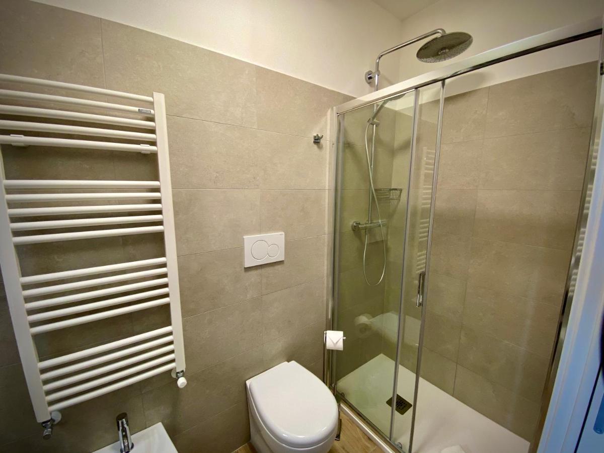 Five Flowers Guest House Trieste Exterior foto