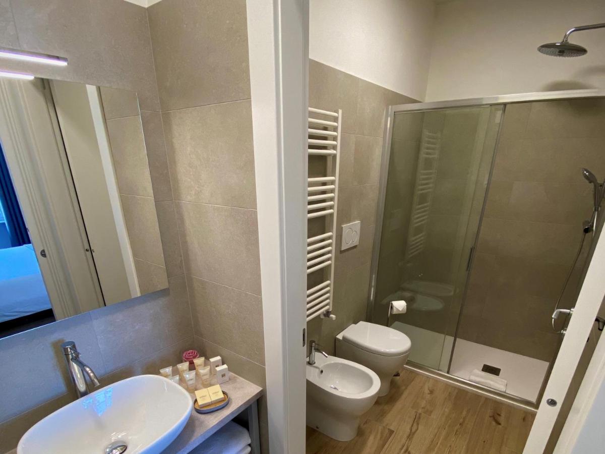Five Flowers Guest House Trieste Exterior foto