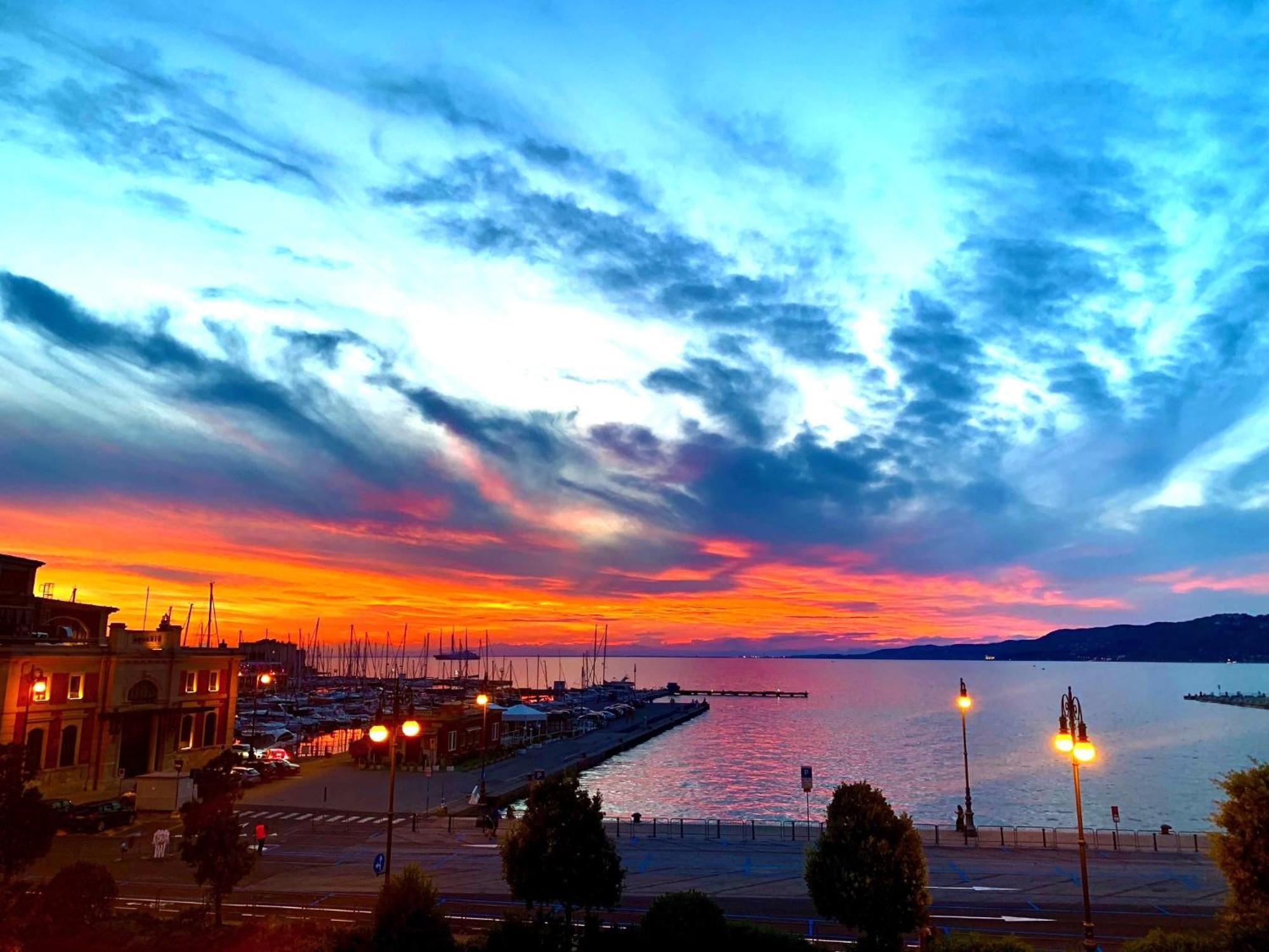 Five Flowers Guest House Trieste Exterior foto